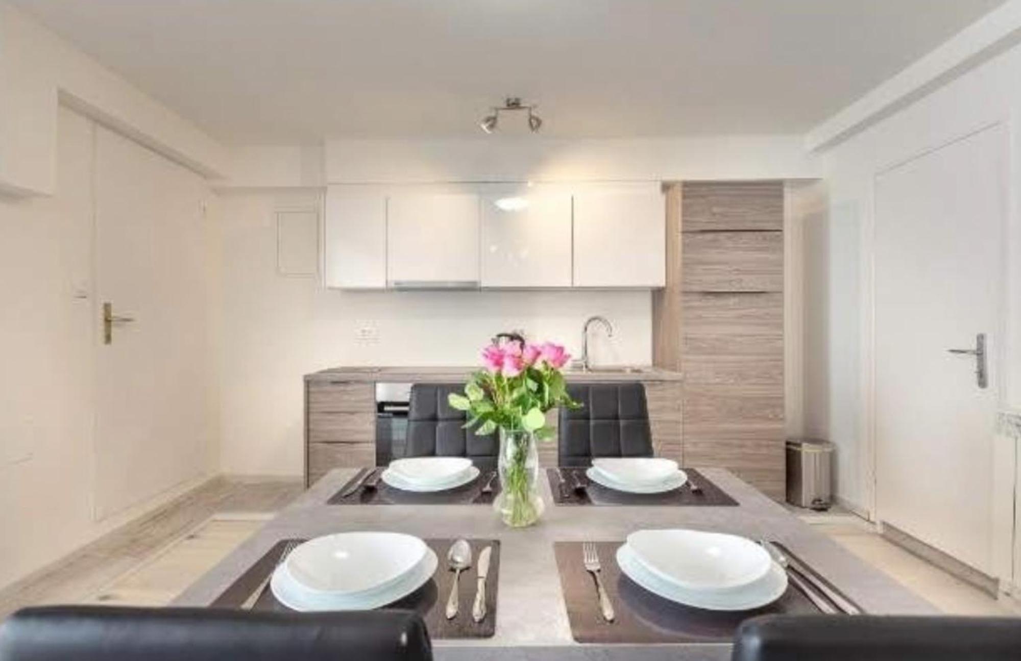 Apartamento Newly Renovated App Goran Umag Exterior foto